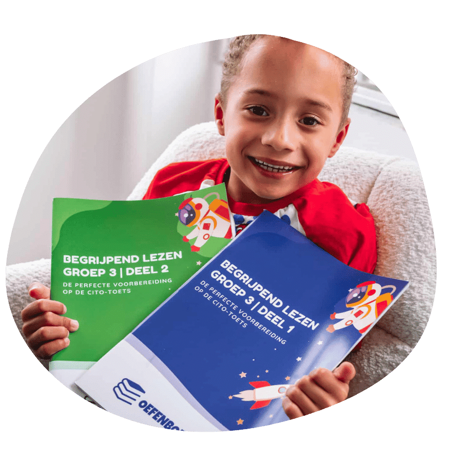 Kind met oefenboeken begrijpend lezen groep 3 om thuis te oefenen als voorbereiding op de Cito-toets.