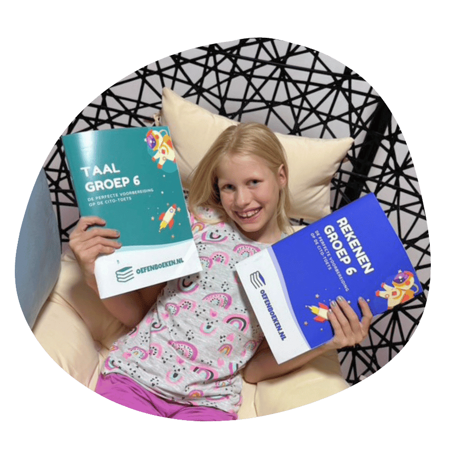 Kind met oefenboeken rekenen en taal groep 6 voor thuis oefenen en Cito voorbereiden.