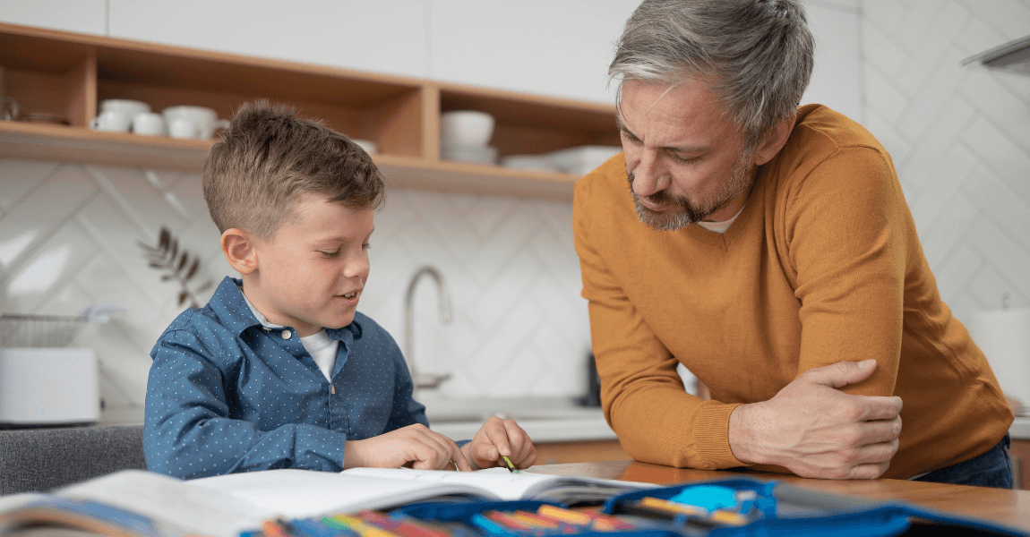 Redactiesommen oefenen: zo help je je kind stap voor stap thuis